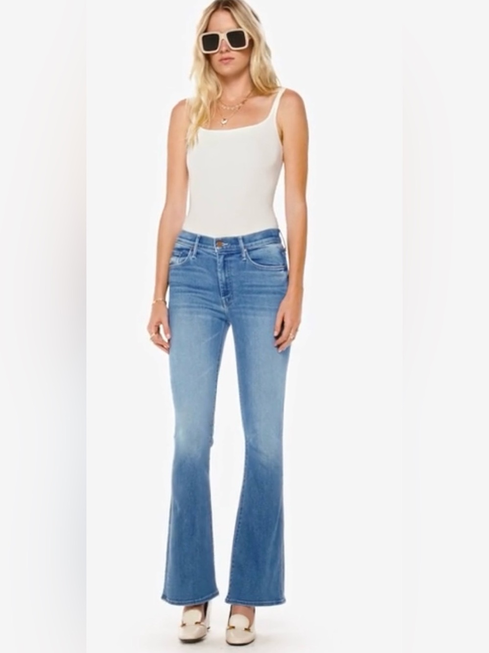 MOTHER The Weekender Layover Mid Rise Flare Jeans With Clean Hem Size 26